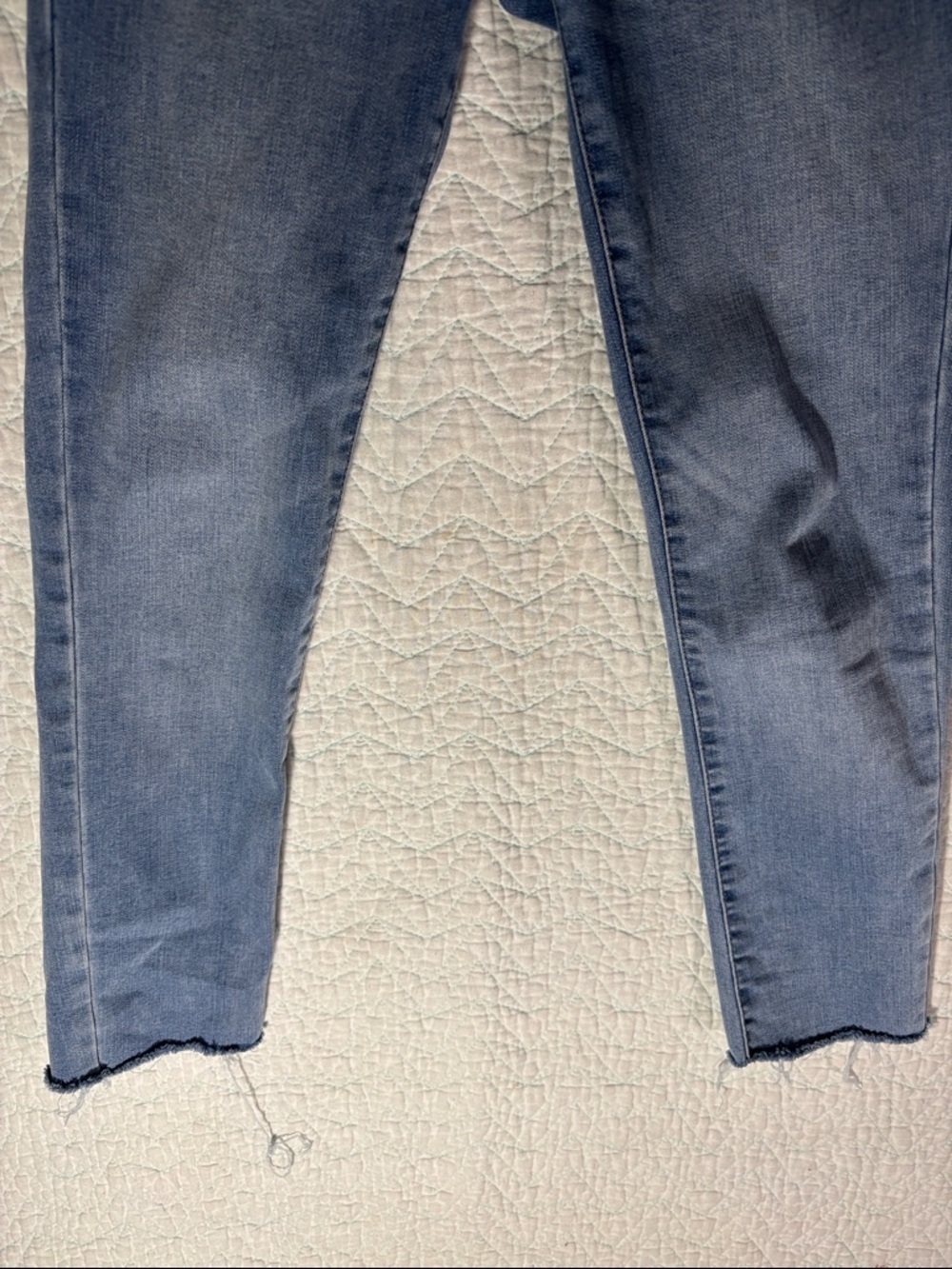 Aeropostale Women's Medium Blue High-Rise Skinny Jeans - Picture 6 of 9
